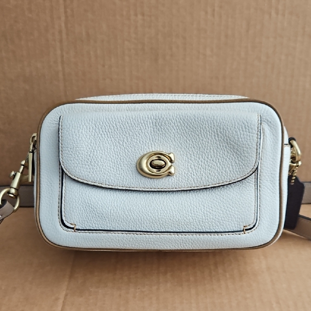 Coach Willow Camera Bag
